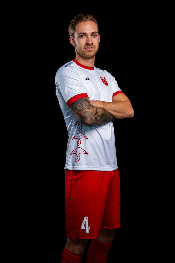 Weiß, Niklas